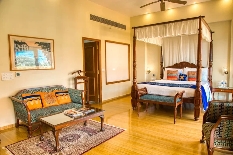 Acron Candolim Regina